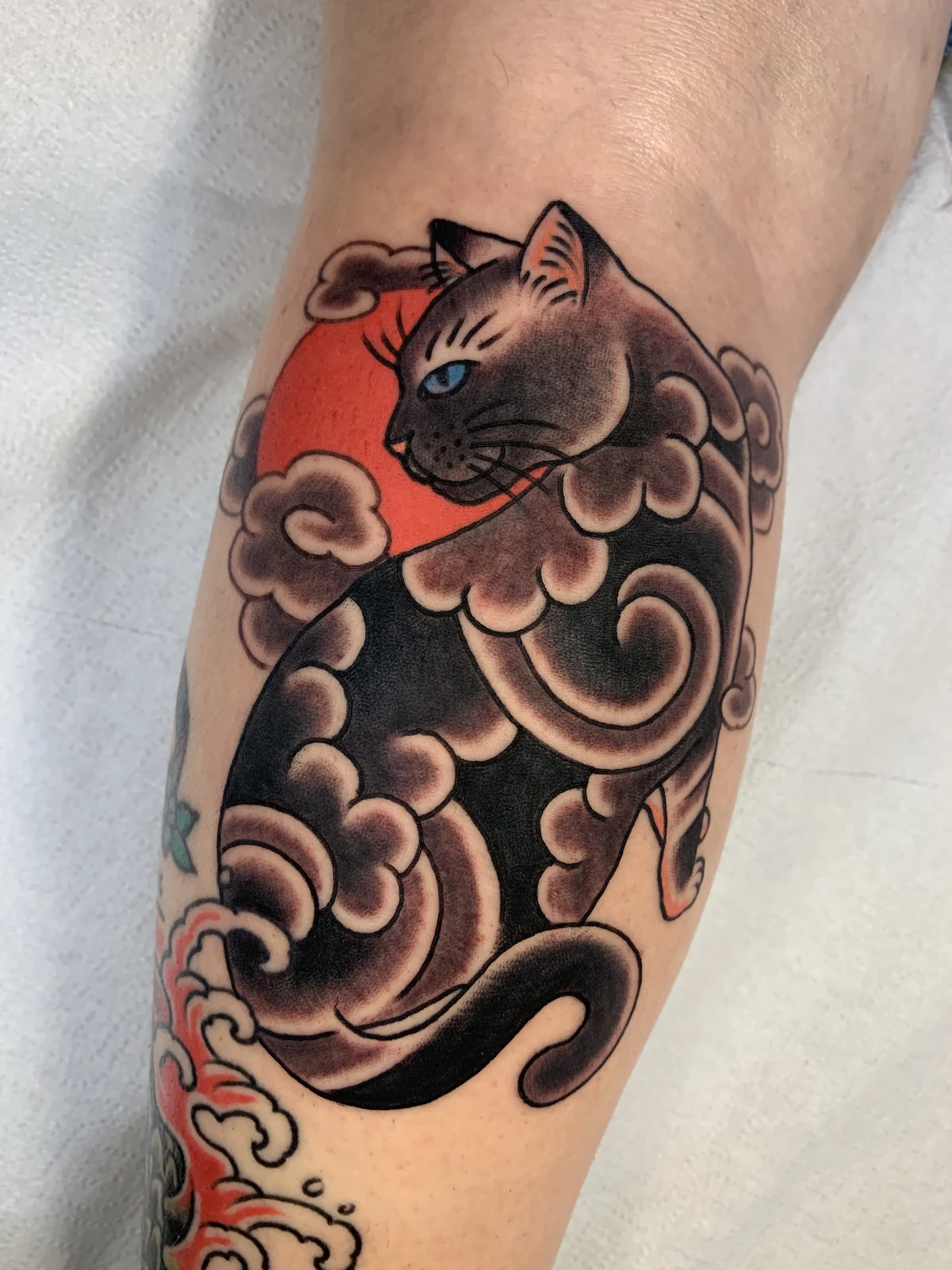 Tatuaje tradicional japonés realizado por Perea en No Glory Tattoo Parlour